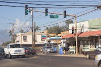 After the sunrise, went to the little town of Pa'ia for breakfast, which is a little hippe town near the bottom of the volcano. A French resto called Cafe des Amis. Crepes!